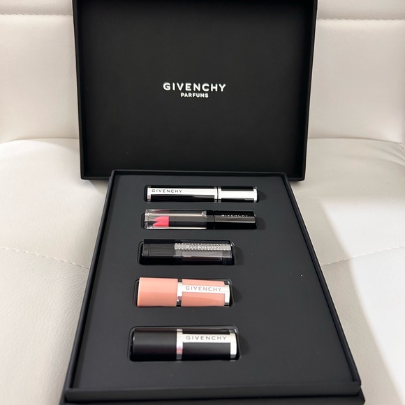 Givenchy Beauty Box - Picture 7 of 15